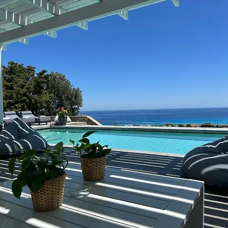 Solis Villa